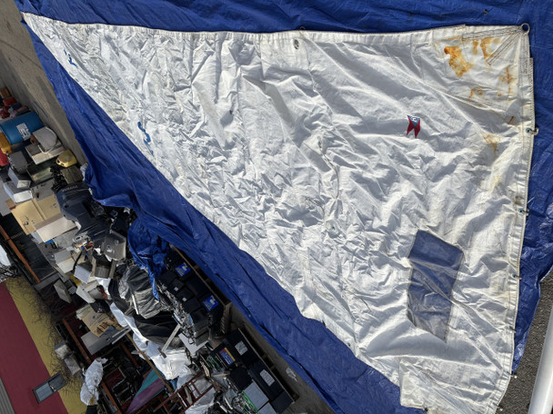 Mainsail 25'11" by 28'5" by 9'11"