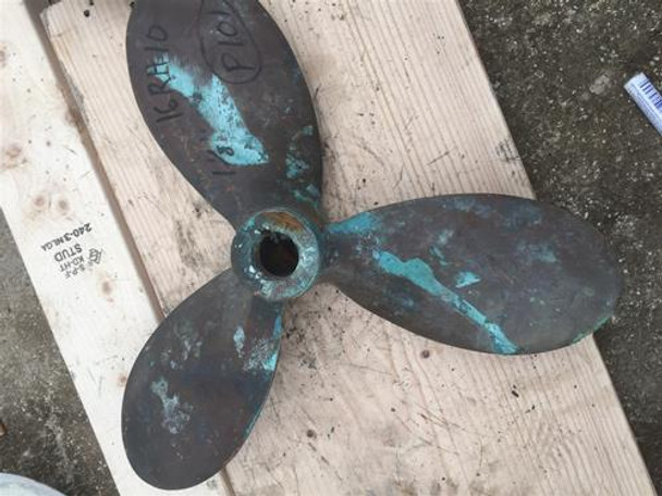 16 By 10 Right Hand Propeller