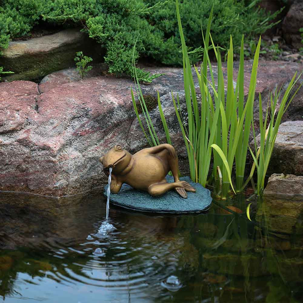 Aquascape Lazy Frog on Lily Pad Spitter | The Pond Guy