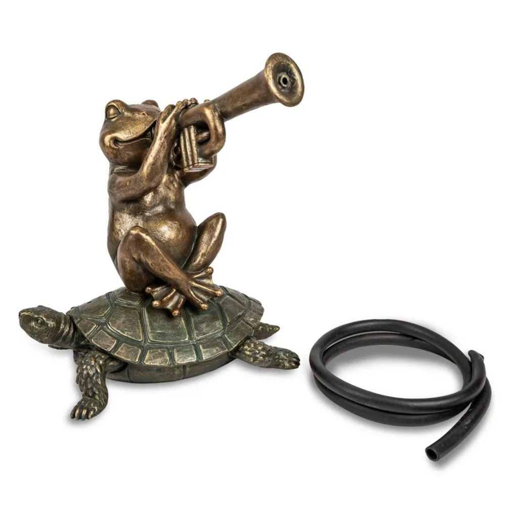 Jazz Frog Spitter displayed with included 1/2