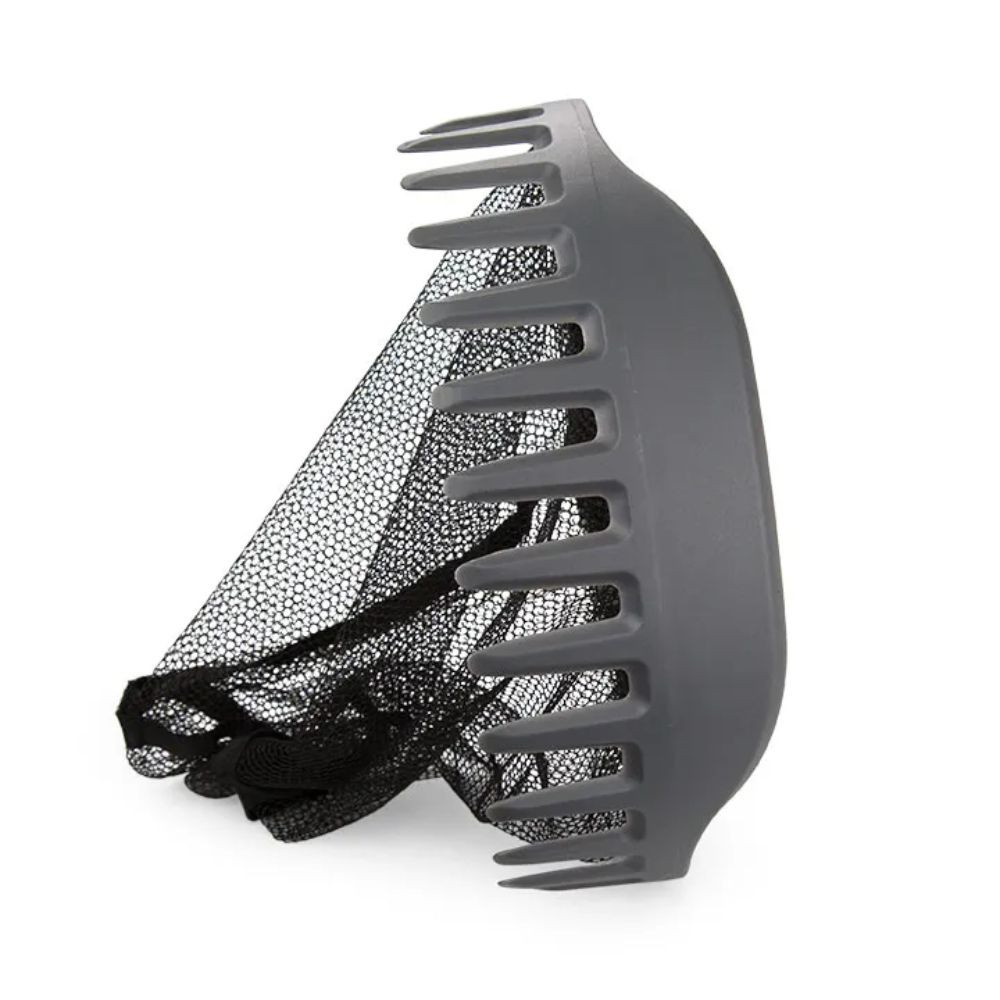 Close-up of Pond Shark Pro’s durable gray rake head with integrated fine mesh net.