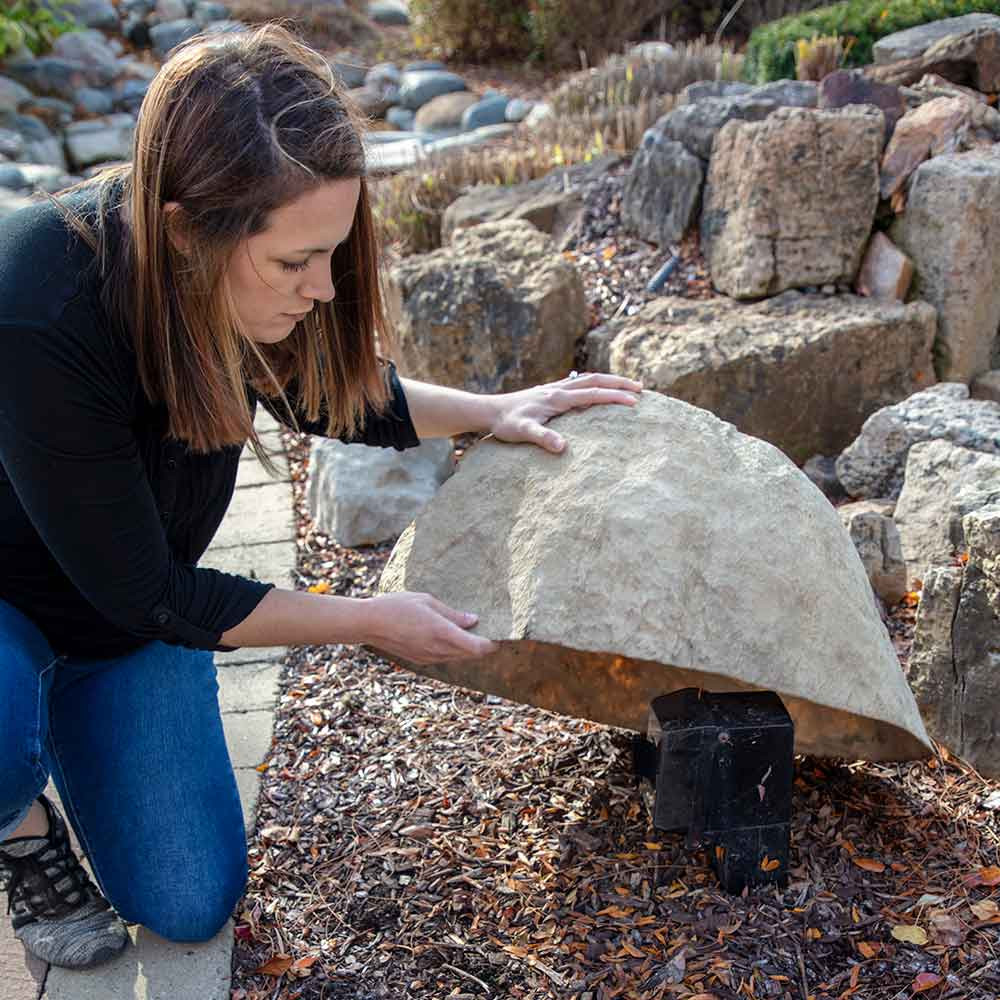 CrystalClear Medium TrueRock Boulder Cover - Thumbnail 4