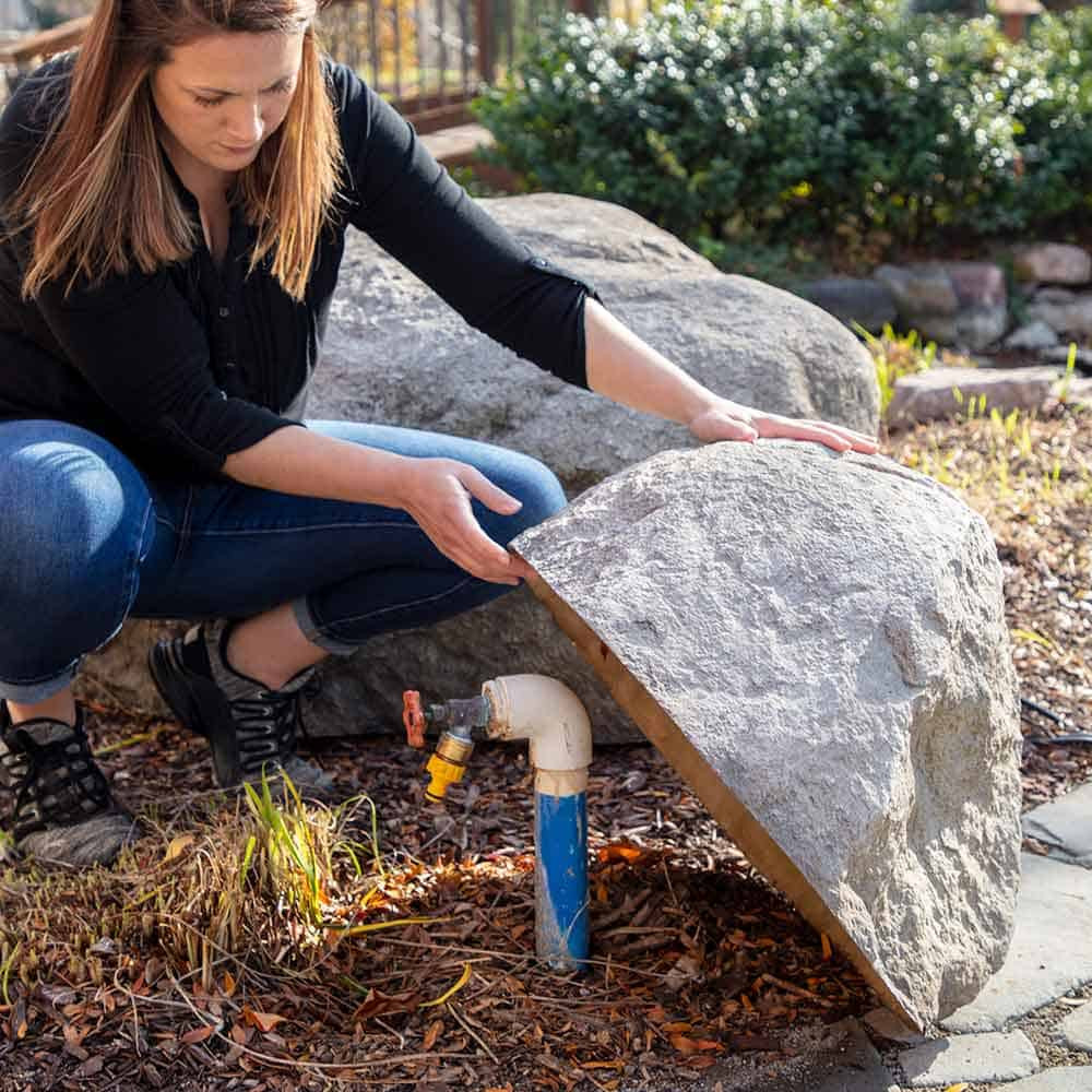 CrystalClear Medium TrueRock Boulder Cover - Thumbnail 2