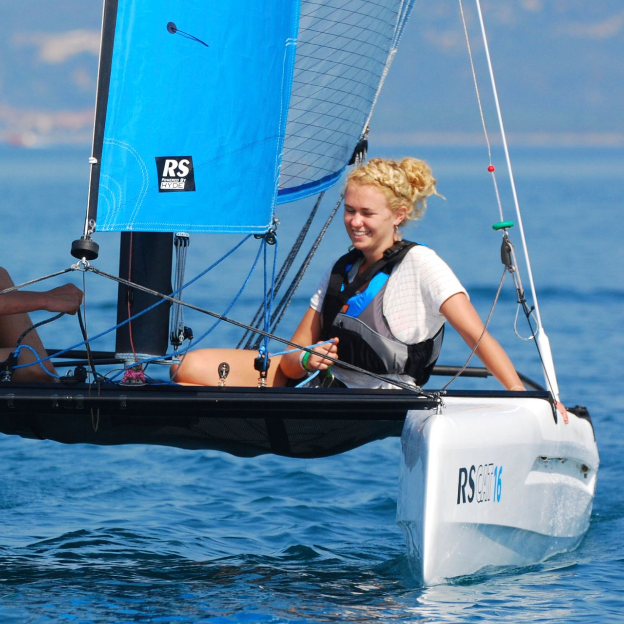 RS Cat 16 - Modern Beach Catamaran | Zim Sailing