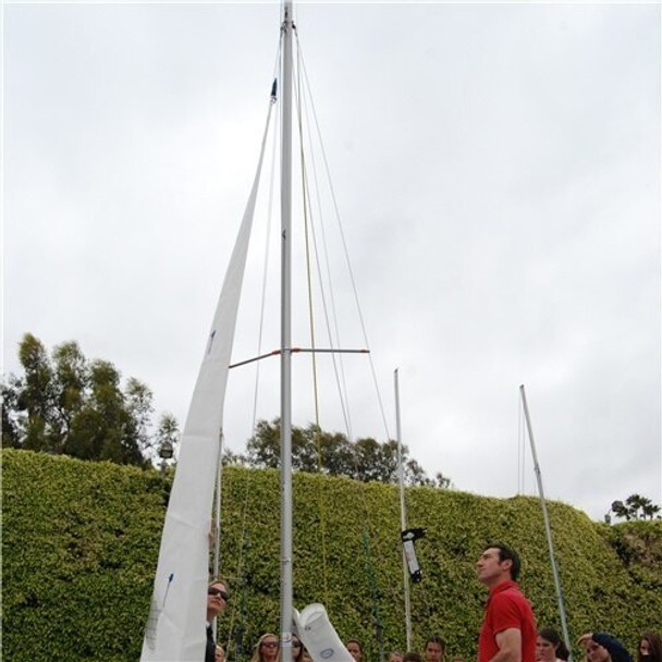 C420 Mast Race/Pro Rigged