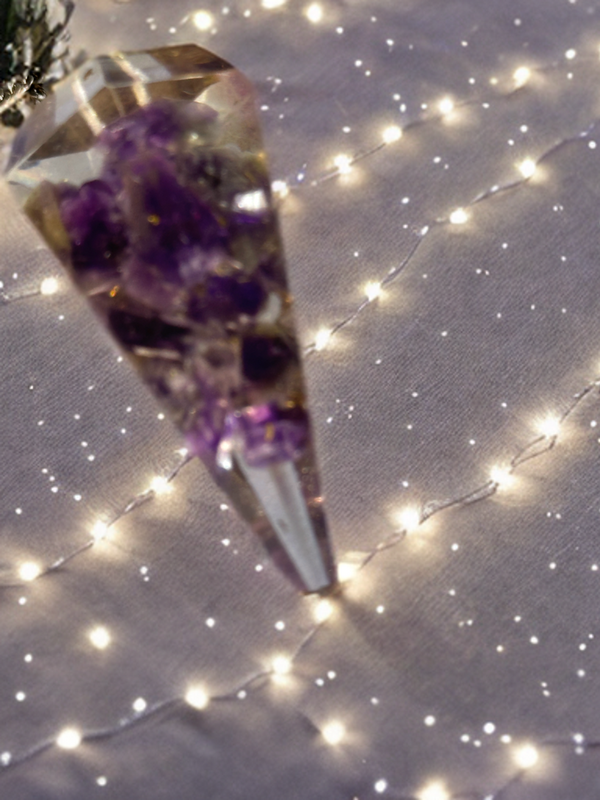 PURPLE AND CLEAR JUMBO PENDULUM