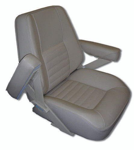 Bentley's Rivermaster boat seat - SavvyBoater.com