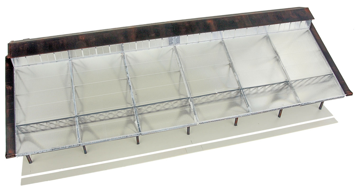 Walthers Cornerstone HO 933-2984 Train Shed with Clear Roof Kit