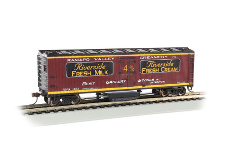 Bachmann HO 16333 Track Cleaning 40' Wood Reefer with Removable Dry Pad, Ramapo Valley Creamery (BBRX) #1832 ModelTrainStuff