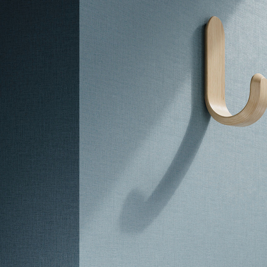 Dynamic 'Cornflower-6545' Dynamic 'Cornflower-6545'