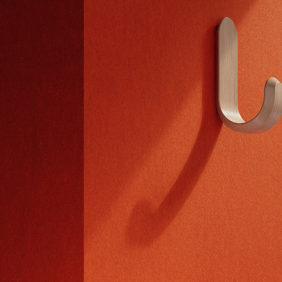 Dynamic 'Tomato-6646'