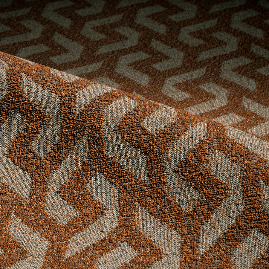 Dynamic 'Chestnut-7885'