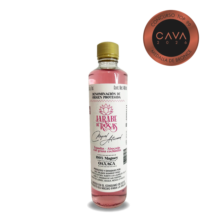 Jarabe de Rosas Mezcal fue reconocido con Medalla de Bronce en la 10ª edición del Top 99 Mezcales 2026 de Revista CAVA, una guía especializada que evalúa mezcales mediante cata a ciegas con jueces expertos.