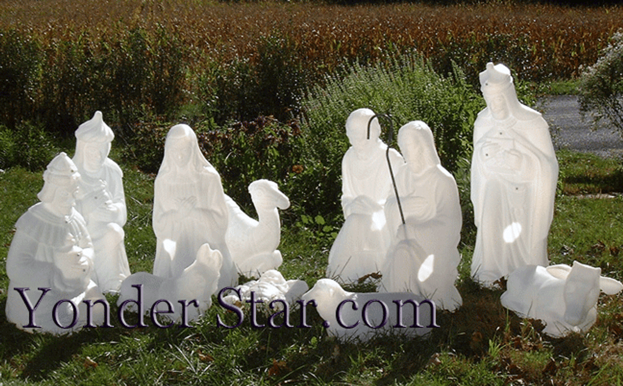 Outdoor Lighting & Exterior Light Fixtures: Outdoor Lighted Nativity Scenes