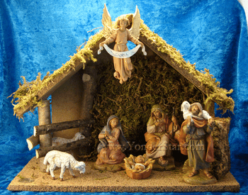 5" Fontanini Nativity Scene 7 pc with 10" Wooden Stable 54564 5" Fontanini Nativity Scene 7 pc with 10" Wooden Stable 54564