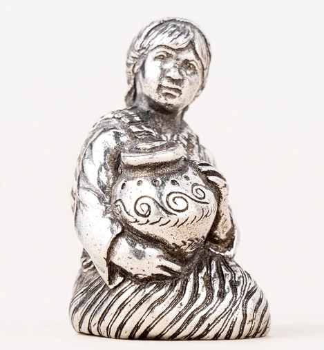 Danforth nativity villager girl with jar