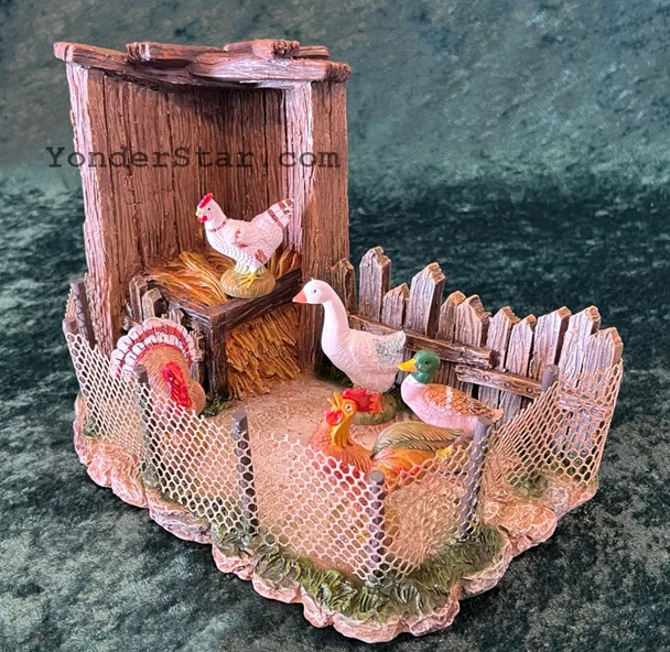 Fotanini nativity bird shelter scene