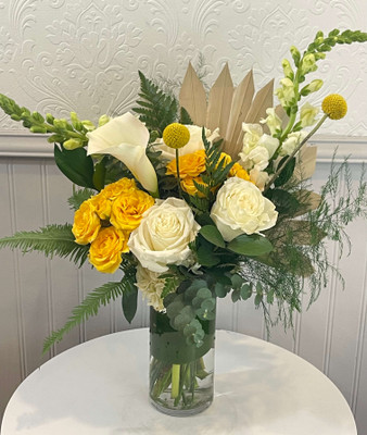 November Birth Month Floral

The gemstone for November is golden topaz or citrine. We are basing our floral of the month on these yellow and gold tones. We pair it with a fresh creamy white tone and design it in clear glass with a leaf wrap inside. Finished with mixed foliage this is a super fun floral for a birthday in November for a burst of sunshine with flowers!

NOVEMBER:golden topaz or citrine, DECEMBER:Blue Zircon, Blue Topaz, or Tanzanite JANUARY:Garnet,  FEBRUARY:Amethyst, MARCH:Aquamarine, APRIL:Diamond, MAY:Emerald, JUNE:Alexandrite or Pearl, JULY:Ruby, AUGUST:Peridot or Spinel, SEPTEMBER:Sapphire, OCTOBER:Tourmaline or Opal

Designer Tip: pair this floral with Kundalini Candle and our boxed matches for a stylish look!

Seattle flower delivery by Juniper Flowers

Due to changes in season, weather, and availability we reserve the right to make substitutions in flowers for your order. Our photos are a GUIDE to our designs.