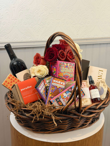 Image of Deluxe Valentine Basket