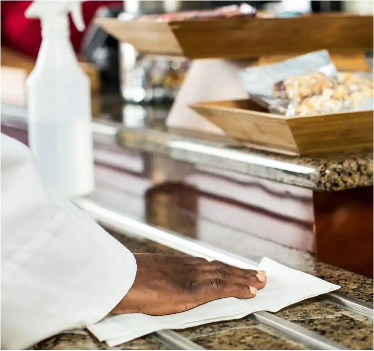 WypAll® X70 Wiper, 1/4 Fold Medium Food Service Dry Wipes, 12.5x23.5 - 300/Case