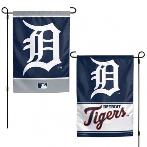 These garden flags are a great way to show who your favorite team is, and also makes a great gift! They are a great addition to any yard or garden area. They are made of a sturdy polyester material, and feature bright eye-catching graphics. Pole not included. Made by WinCraft.