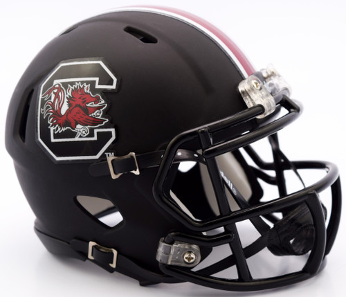 The Speed Mini Helmet is a half scale replica of one of the most popular new helmet introductions in Riddell's history. It's a must have for the serious collector. Includes interior padding and a 4-point chinstrap. Official colors and decals. Ideal for autographs. Approximately 5" tall. Made By Riddell.