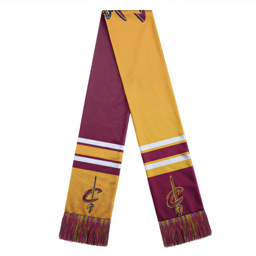 Rendered in the team colors this scarf makes for a splendid addition to your cold weather essentials. Bold graphics on the accessory tell folks of your team pride while its soft fabric sees to keeping snug when you are out and about. Made by Forever Collectibles.