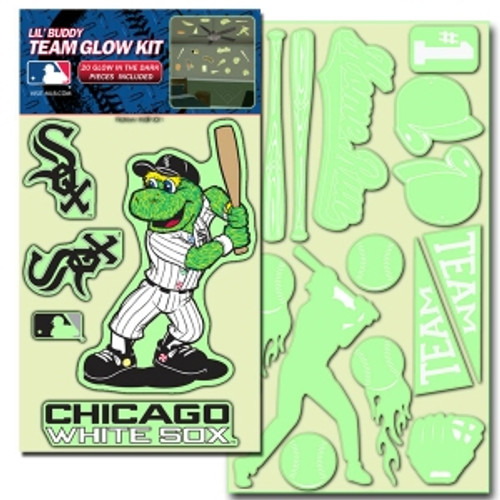 The Lil' Buddy Glow In The Dark kit includes 20 decals. They are great for any room and can be put on walls, ceilings, doors, lockers or any other dark place you want to brighten up with your team spirit. Made By Team Promark