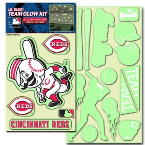 The Lil' Buddy Glow In The Dark kit includes 20 decals. They are great for any room and can be put on walls, ceilings, doors, lockers or any other dark place you want to brighten up with your team spirit. Made By Team Promark