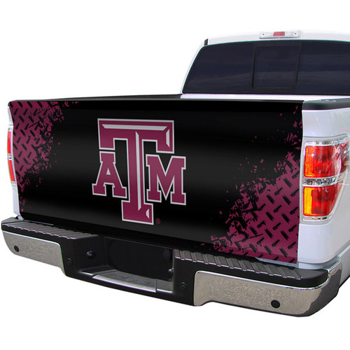 Become the envy of your next tailgate party with this colorful tailgate cover! The cover is made of an ultra stretchable fabric that will not damage the vehicle&rsquo;s finish. It is machine washable and fade resistant for use season after season. The tailgate cover comes with easy step by step installation instructions, including a diagram. It also includes all mounting attachments to make installation easy and ensures a tight fit even while driving. Made By Team Promark.