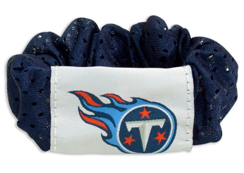 Show that youre a fanatic from head to toe with this line of officially licensed hair twist ponytail holders! The hair twist keeps your hair held in style, and features your favorite teams colors and logo! They are approximately 4.5" x 4.5" in size. Made By Little Earth