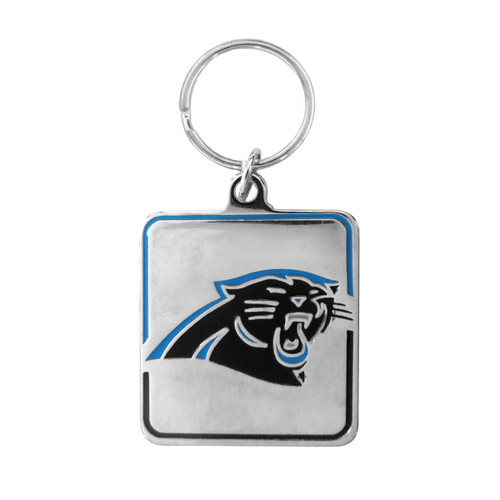 Your pet will have team pride and be easy to find if he runs off at the tailgate without you. These full-color metal tags can be engraved on the back with your pets ID information. Approximately 1.25x1.325.  Made by Little Earth.