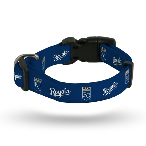 These high-quality woven polyester collars feature your favorite team in a colorful repeat logo pattern. Collar is adjustable and range in size from: Small: 10" - 15", Medium: 13" - 21", Large: 19.5" - 32". Made by Rico Industries.