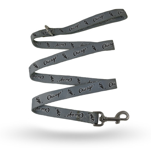 These high-quality woven polyester leashes feature your favorite team in a colorful repeat logo pattern. Measures approximately 48 inches long by 0.75 inch wide. Made by Rico Industries.