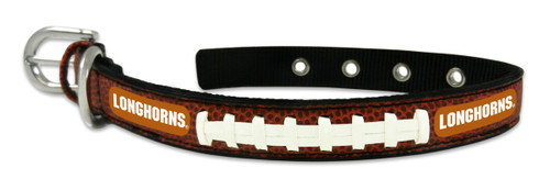 Your pet can wear the game like never before with these stylish, officially licensed football lace collars from GameWear. Each collar is handcrafted from football leather and laces, and emblazoned with your favorite teams logo and colors. Get your favorite four-legged friend in the game with these officially licensed collars from GameWear!! Size Small fits 10 - 14 inches, Medium fits 14 - 20 inches, and Large fits 18 - 26 inches. Made By Gamewear