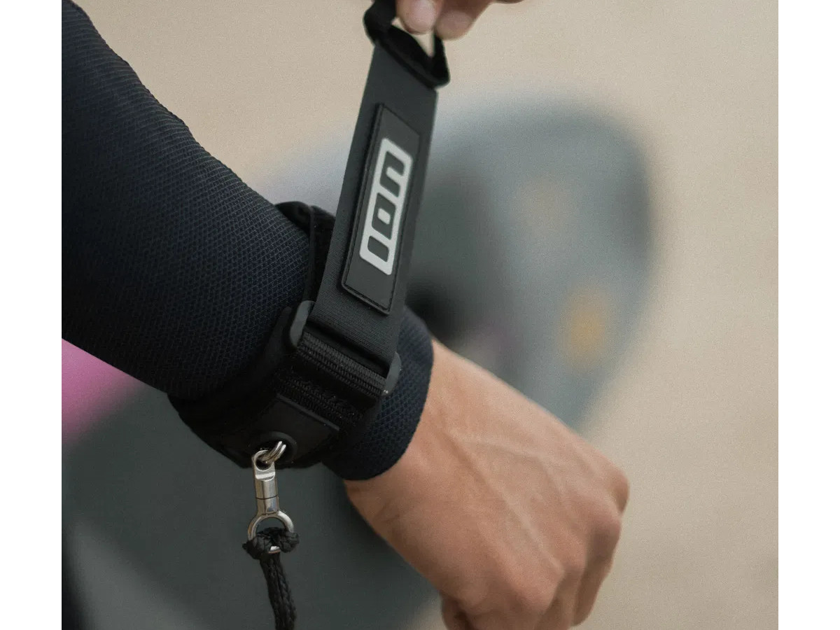 ION Wing Coil Wrist Leash - Thumbnail 5