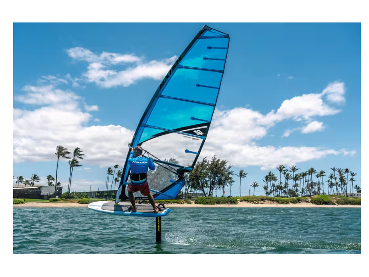 ウィンドサーフィン スラローム ボード Naish Hawaii Hibrid 110 全長