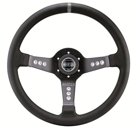 L777_Leather__10745.1438810161