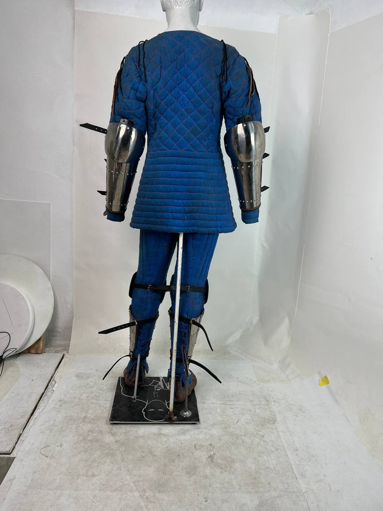 Splinted Greaves Type 2