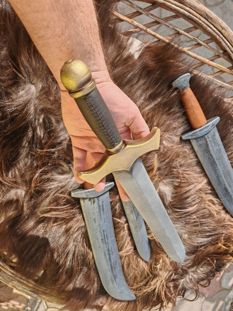 LARP Golden Dagger Type 5