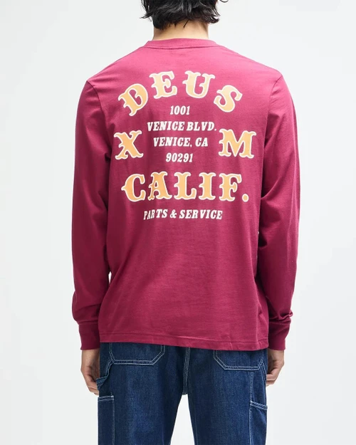 Deus Quick Strike LS Tee - Burgundy