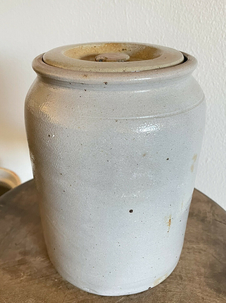 PRIMITIVE GRAY 19C UNSIGNED SALT GLAZED CROCK WITH LID, W.V. STONEWARE
