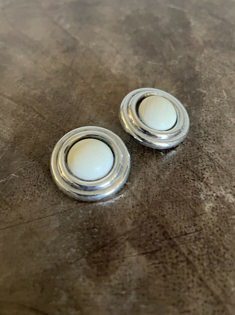 Vintage Silver & White Matte Stone Clip On Earrings