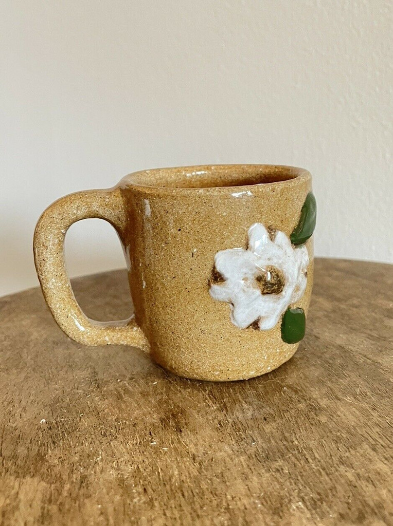 Hilton Pottery Dogwood Coffee Cup Catawba Mint Condition Blackburn NC