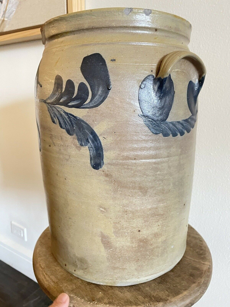 4G Large Mid-Atlantic Stoneware Crock Cobalt Decoration 19th Century PA VA MD