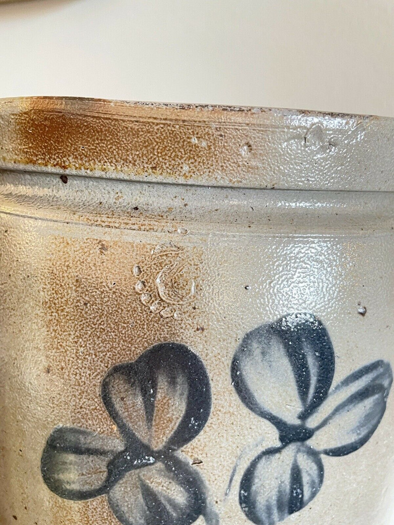 2G Large Mid-Atlantic Stoneware Crock Cobalt Decoration 19th Century PA VA MD