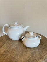 Whtie Teapot & Sugar Bowl - Mint Condition Jugtown North Carolina Art Pottery