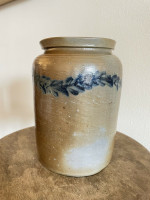 1G Mid-Atlantic Stoneware Crock with Garland Cobalt Decoration 19th Century