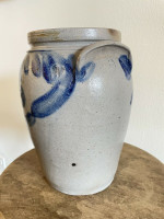 Beautiful 1G Mid-Atlantic Stoneware Ovoid Crock Cobalt Decoration 19th Century