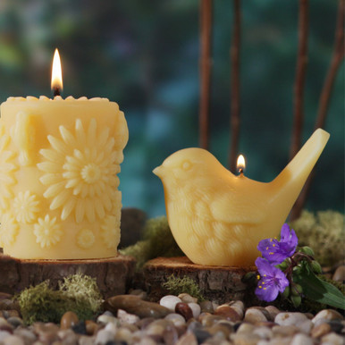 Sculpted Bird Beeswax Candle - Thumbnail 3